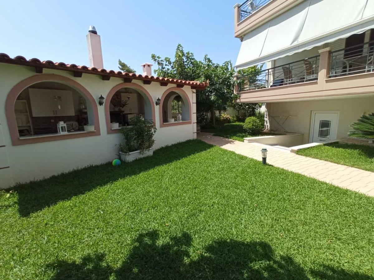 Flat With Garden Near Sea, Port And Airport Apartment Artemida  Ngoại thất bức ảnh